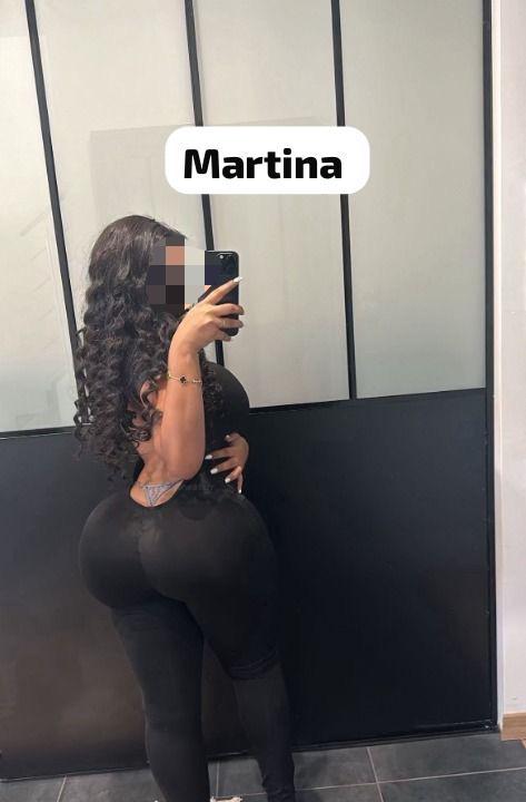 Chica busca chico en Sevilla: 