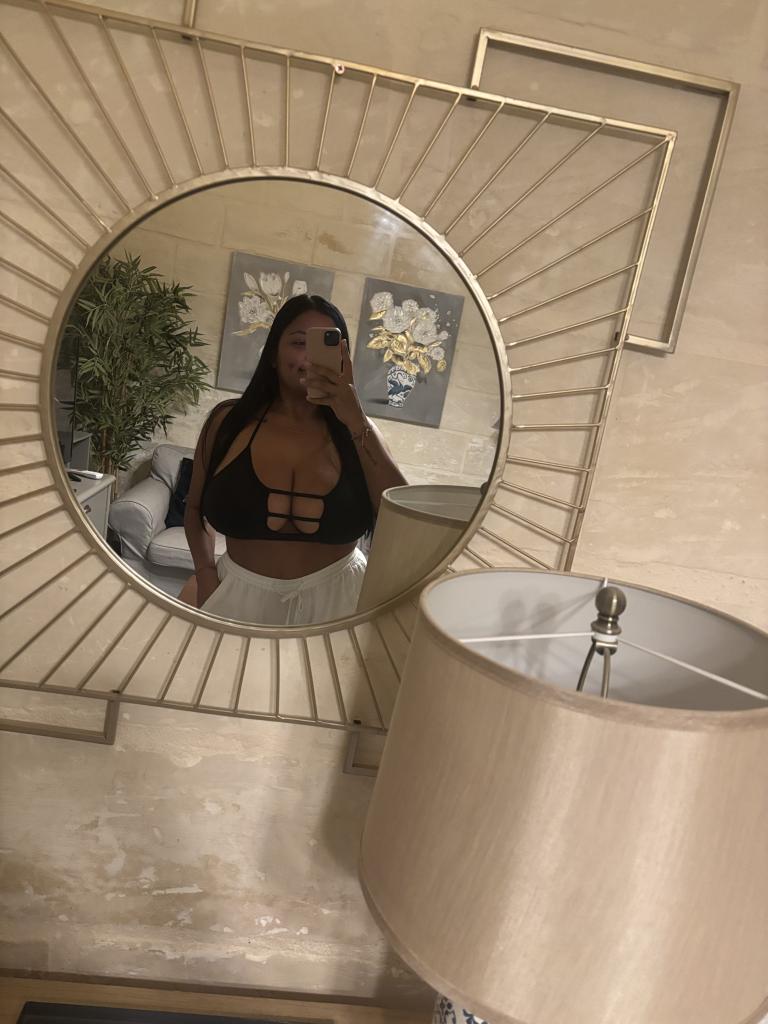 633270622: Chica busca chico en Madrid