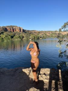 695165667: Chica busca chico en Granada