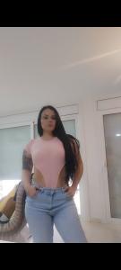 607148327: Chica busca chico en Gerona
