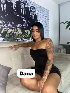 611297030: Chica busca chico en Barcelona