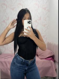 641365274: Chica busca chico en Zaragoza