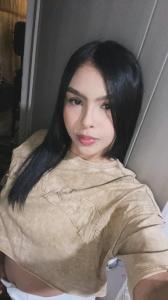 643740405: Chica busca chico en Almería