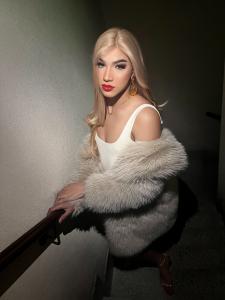 627421704: Travesti en Asturias