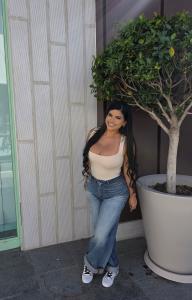 672167129: Chica busca chico en Barcelona