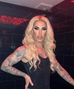 657351468: Travesti en Barcelona