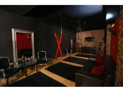 631195270: Chica busca chico en Zaragoza