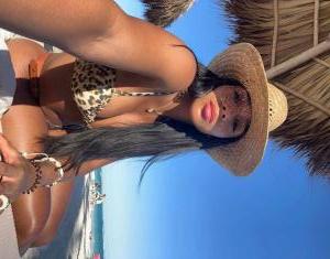 747860564: Chica busca chico en Madrid