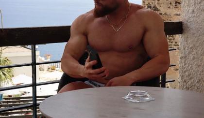 666019767: Chico busca chica en Granada