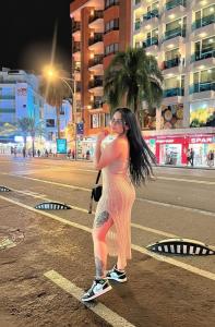 642889364: Chica busca chico en Madrid