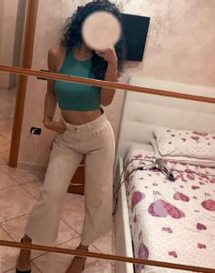 674200517: Chica busca chico en Madrid