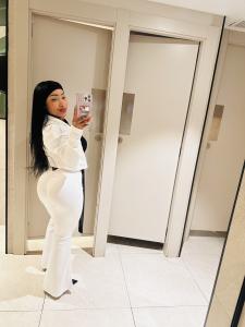 634264878: Chica busca chico en Málaga