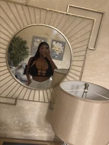 633270622: Chica busca chico en Madrid