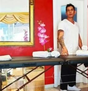 671392915: Chica busca chico en Málaga