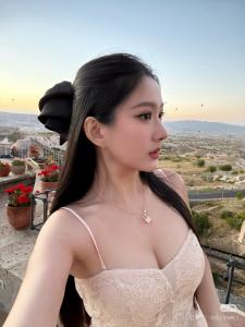 662425559: Chica busca chico en Gerona