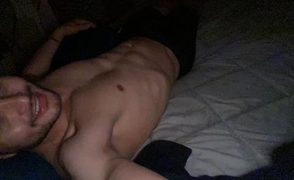 613518600: Chico busca chica en Murcia