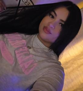 631713974: Chica busca chico en Barcelona