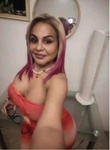 624596483: Chica busca chico en Tenerife