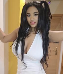 680615957: Chica busca chico en Pontevedra