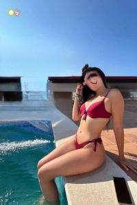 614148799: Chica busca chico en Sevilla