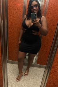 687165343: Chica busca chico en Valencia