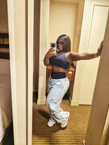 613694952: Chica busca chico en Málaga