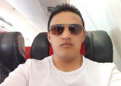 641672890: Chico busca chica en Valencia