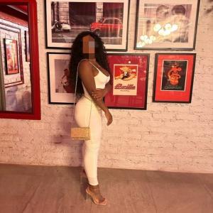 634244860: Chica busca chico en Alicante