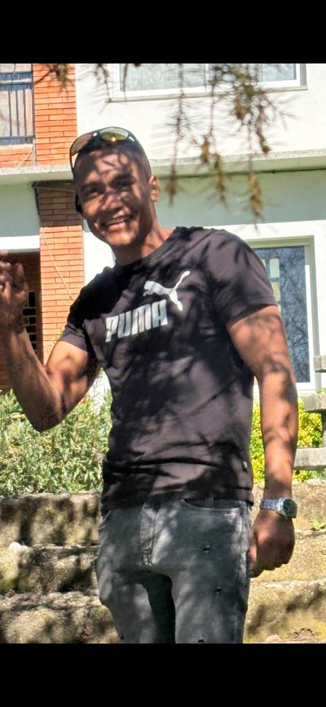 Chico busca chica en Barcelona: 