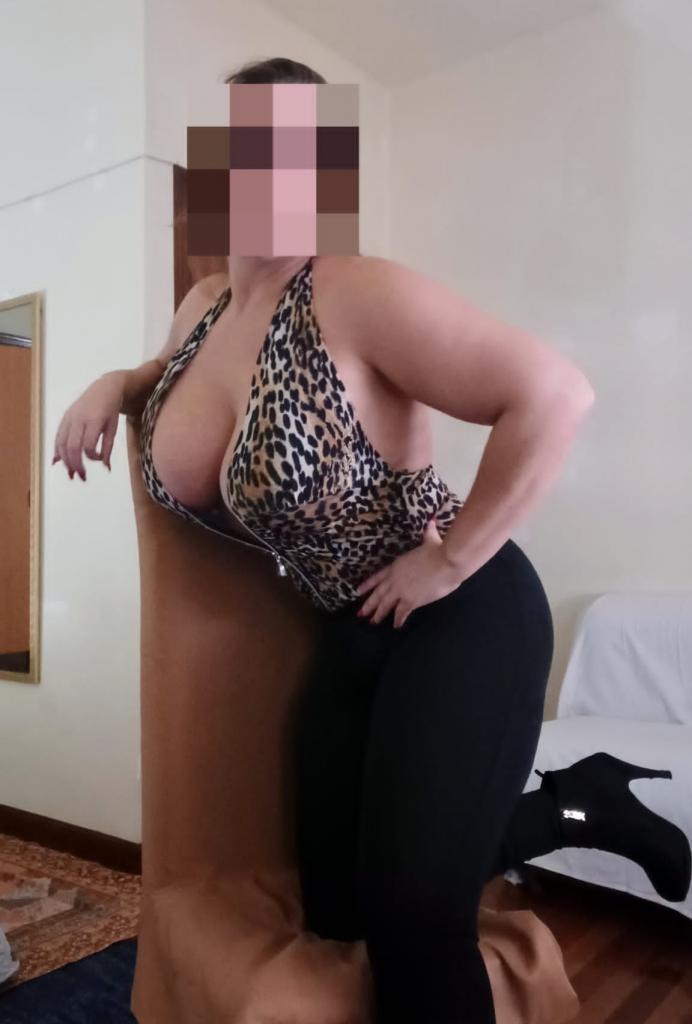 600829980: Chica busca chico en Sevilla