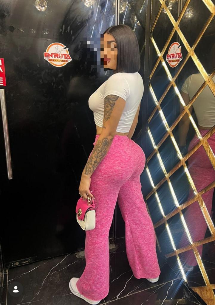 Chica busca chico en Cádiz: 