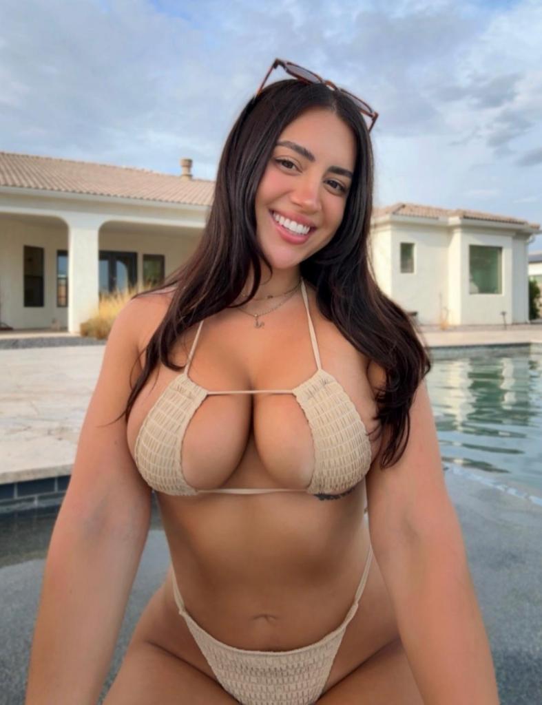 Chica busca chico en Cádiz: 