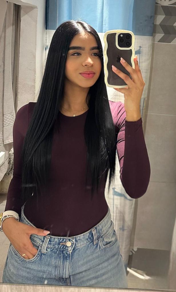 666697455: Chica busca chico en Ibiza