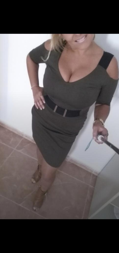 670768862: Chica busca chico en Tenerife