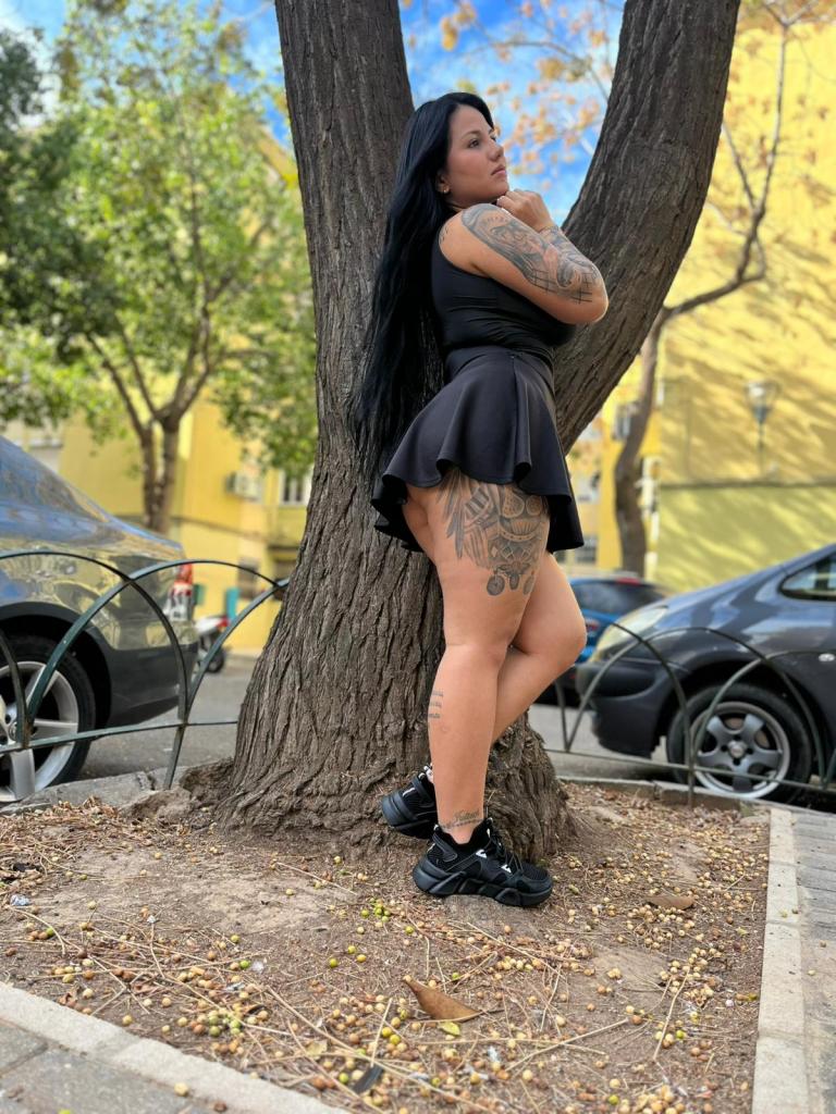 614095695: Chica busca chico en Alicante