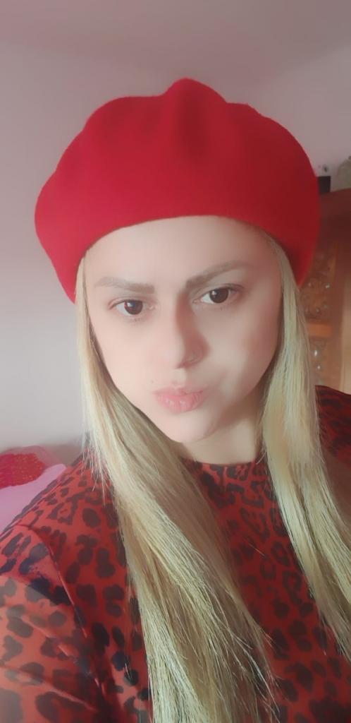 692805446: Chica busca chico en Pontevedra