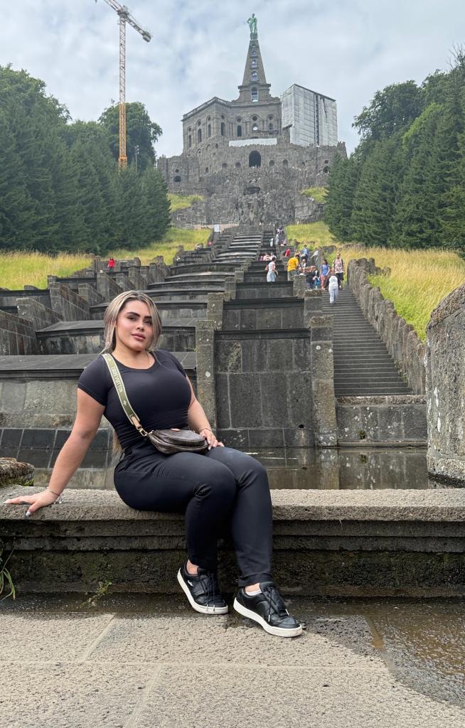 677137905: Chica busca chico en Toledo