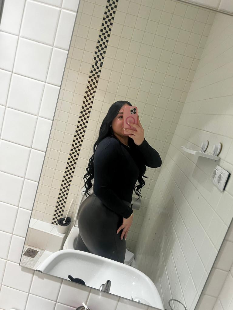 Chica busca chico en Alicante: 