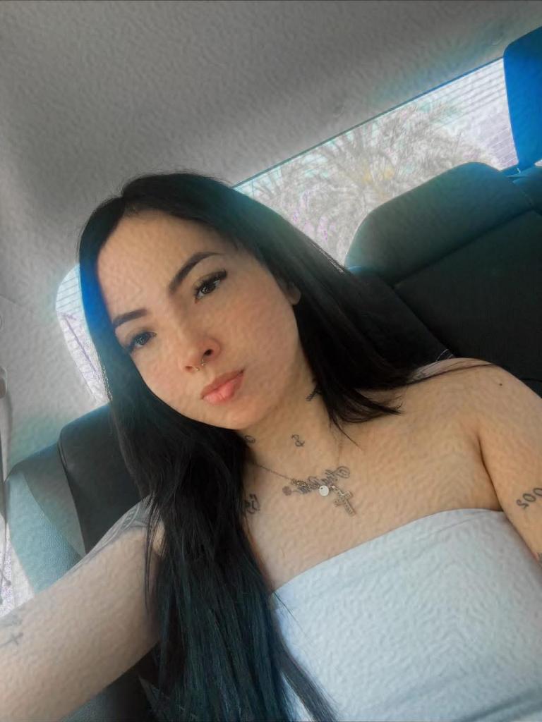 Chica busca chico en Valencia: Chica busca chico