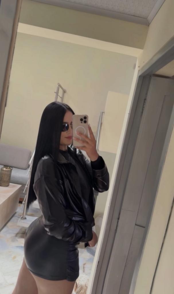 Chica busca chico en Menorca: 