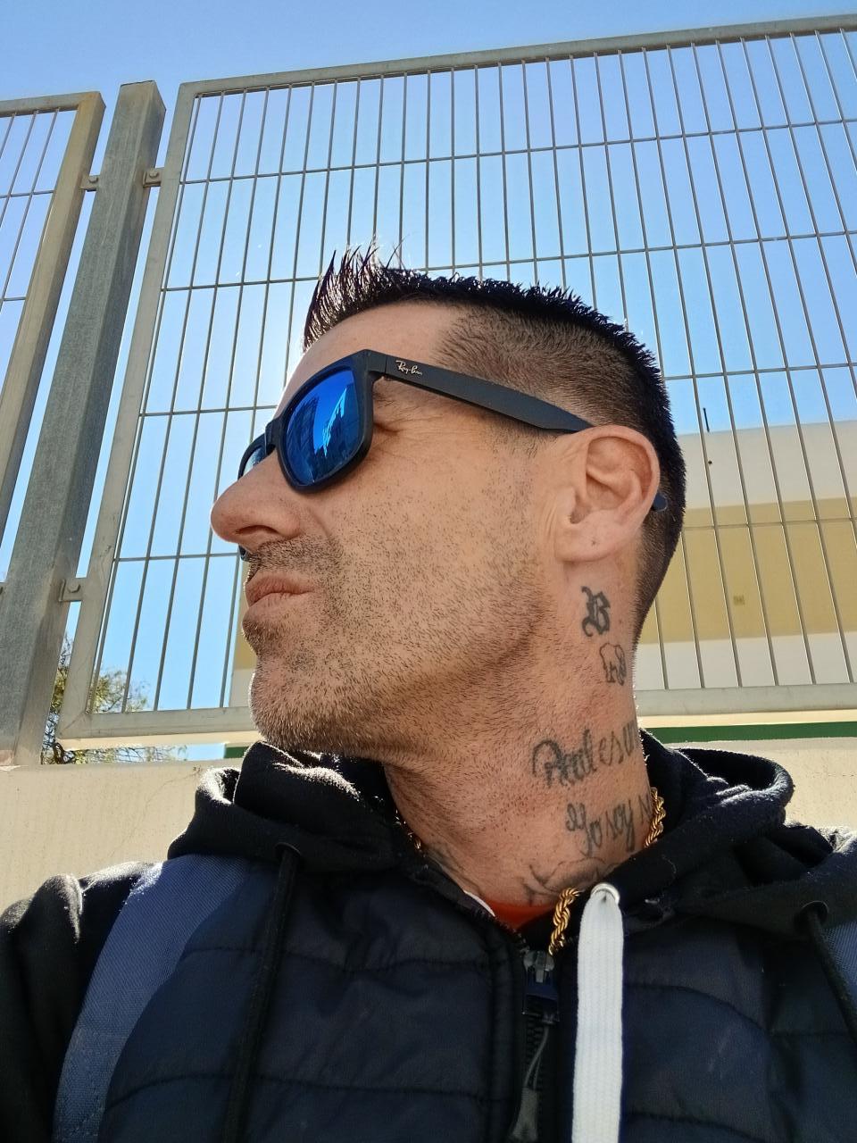 Chico busca chica en Valencia: 