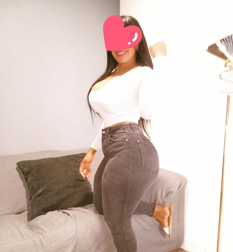 Chica busca chico en Sevilla: 