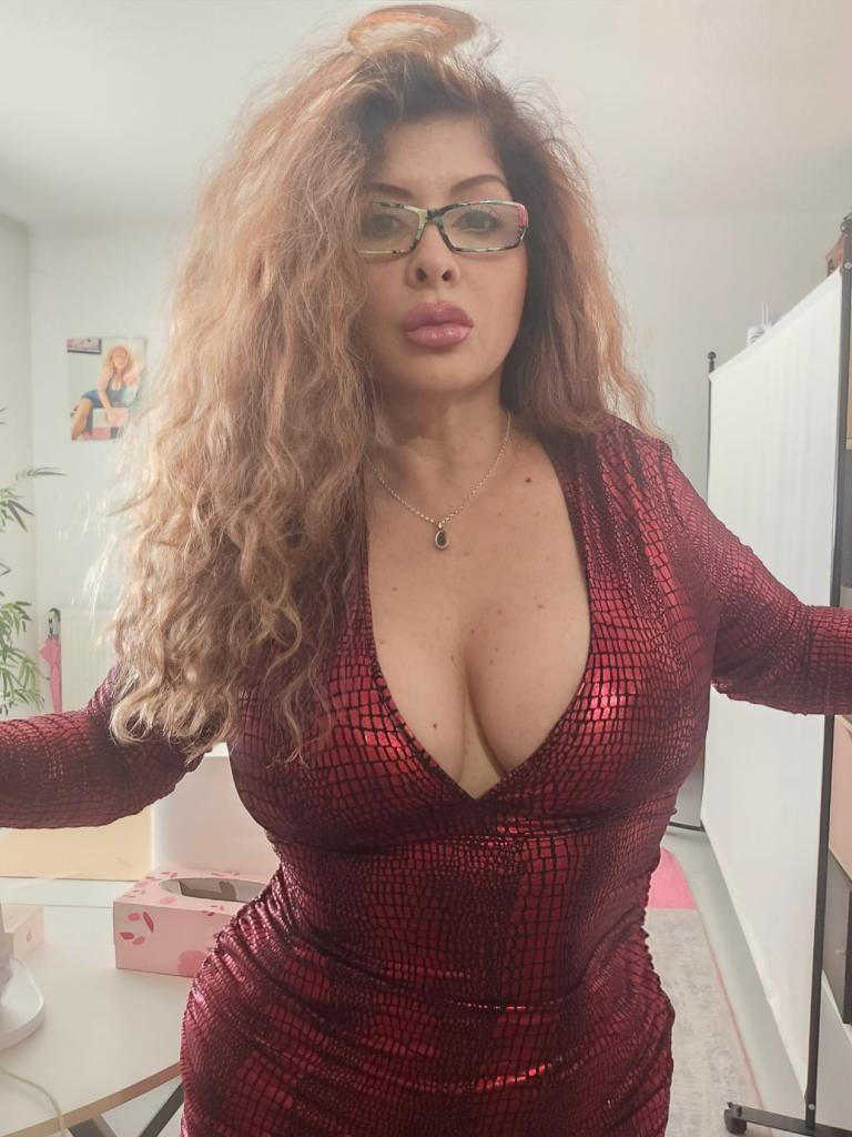 613059794: Chica busca chico en Valencia