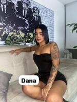 611297030: Chica busca chico en Barcelona