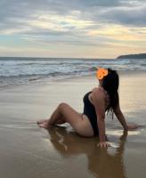 647796885: Chica busca chico en Valencia