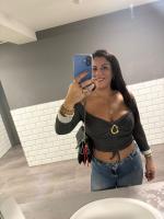 614998134: Chica busca chico en Cantabria