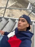 610922803: Chico busca chica en Barcelona