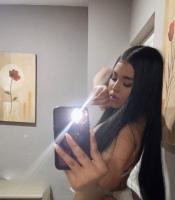 612242617: Chica busca chico en Barcelona