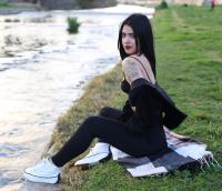 607479662: Chica busca chico en Barcelona