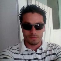 614924113: Chico busca chica en Barcelona